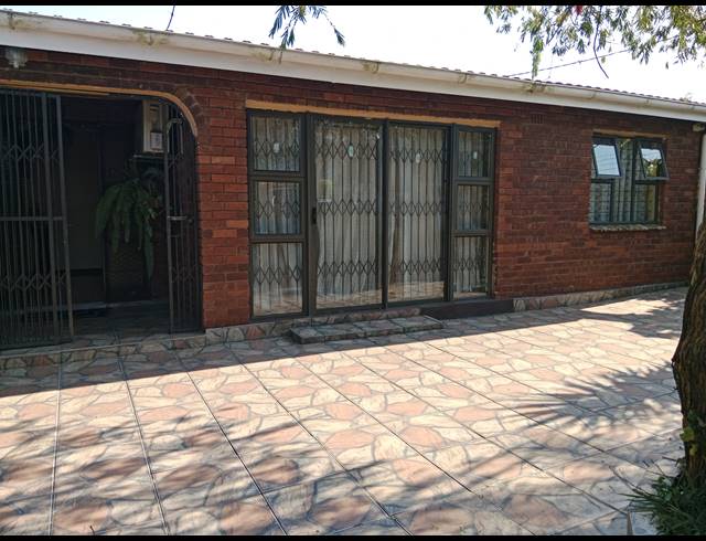 3 BEDROOM HOUSE FOR SALE IN NORTHDALE